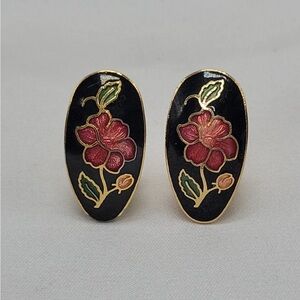 Vintage Ladies Womens Stud Black Red Floral Costume Earrings